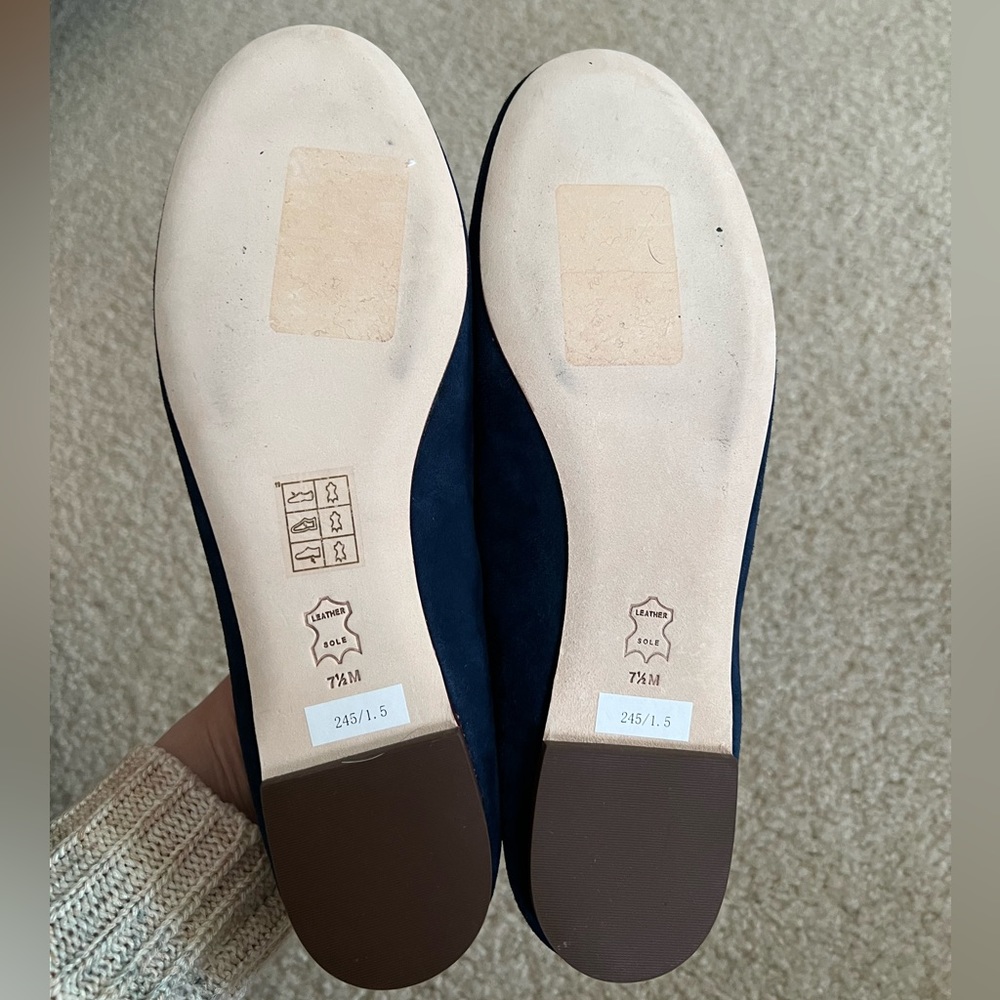 Tory Burch Logo Charm Ballet Flats - Picture 6 of 6